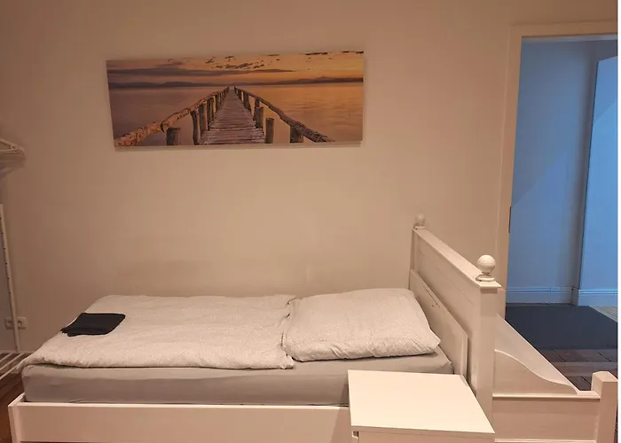 アパート Groundfloor Monteurswohnung ヴォルムス